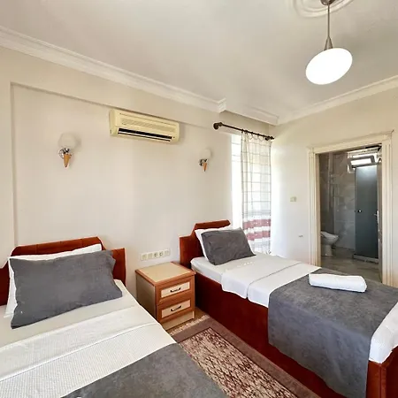 Defne 3 Oeluedeniz Private Pool Villa *
